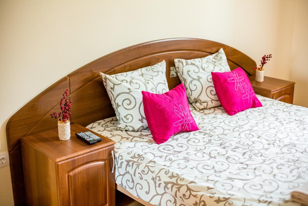 Apartment On Yana Zhizhky 리비프 외부 사진