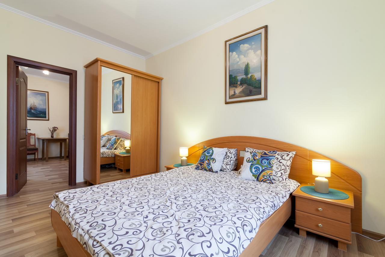 Apartment On Yana Zhizhky 리비프 외부 사진